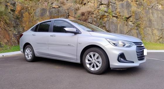 CHEVROLET ONIX 1.0 TURBO FLEX LT MANUAL CHEVROLET ONIX 1.0 TURBO FLEX LT MANUAL